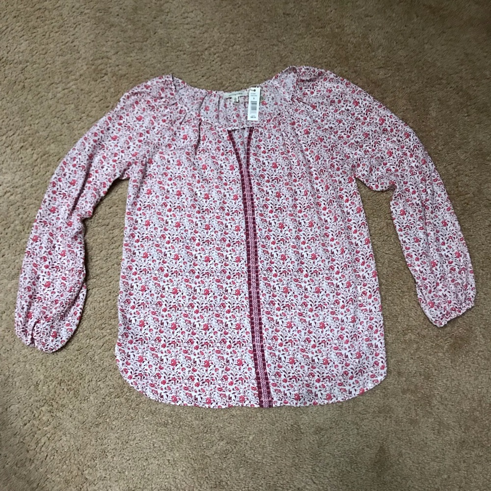 NWT. Max Studio Top - Picture 3 of 5